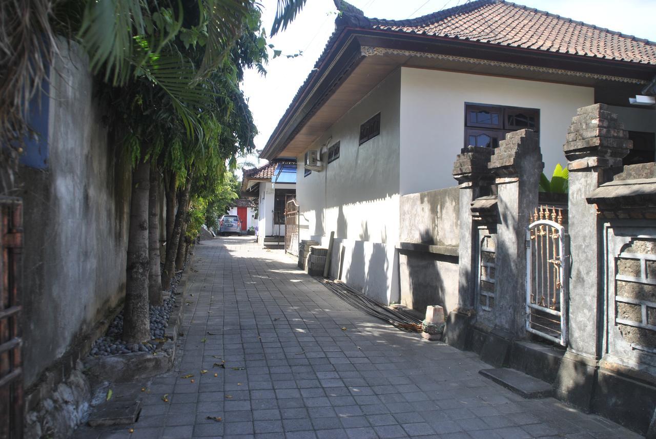 Budidin Homestay チャングー エクステリア 写真